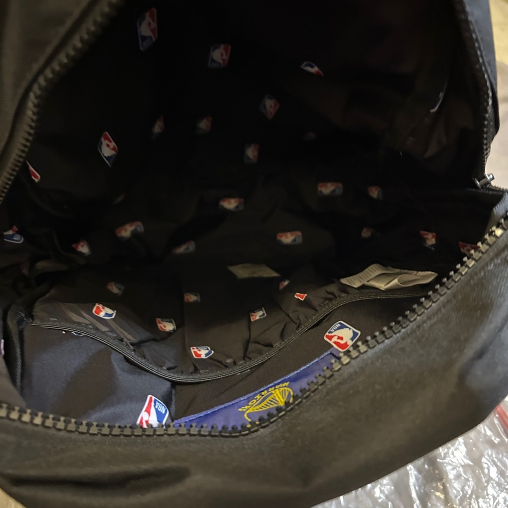 Herschel X Golden State Warriors backpack in black color NEW - Picture 8 of 14
